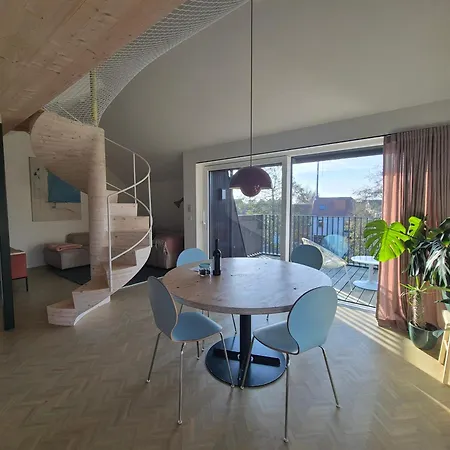 Julie's Aan Zee - Jaaz Apartment